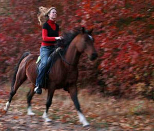 Ilona en Khani met halsring